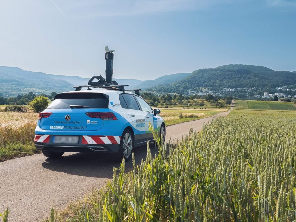 Deutsche Glasfaser Horus mobile mapping system